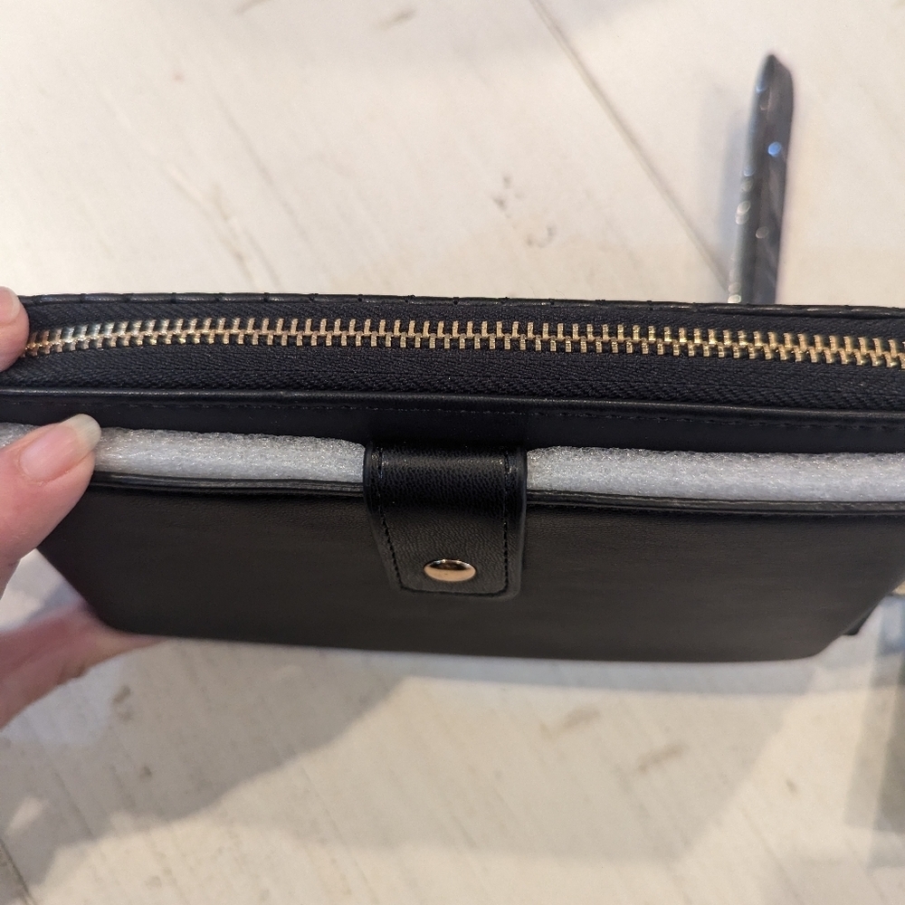 Badgley Mischka Black long wallet with phone pocket NWT - Picture 6 of 7